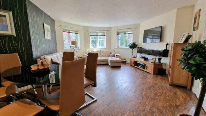 Lounge/Diner