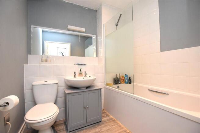 1 bed Apartment for sale Image 4