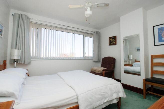 3 bed Semi-Detached Bungalow for sale Image 12