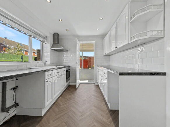 3 bed Detached for sale Image 5