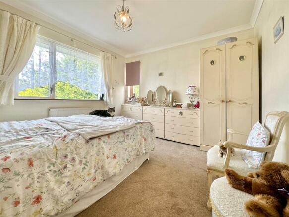 Bedroom 3.JPG