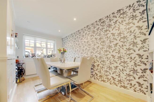 Dining Room.jpg