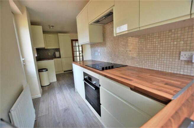 L Shaped Refitted Kitchen/dining Room