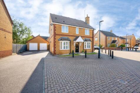 Spriggs Close, Clapham, Bedford, Bedfordshire, MK41