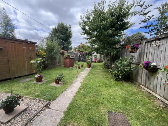 3 bed Semi-Detached for sale Image 4