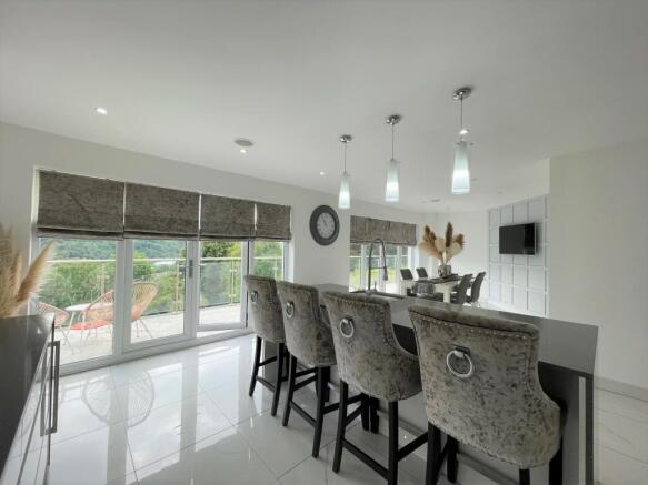 KITCHEN B
