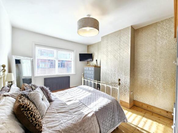 3 bed Semi-Detached for sale Image 12