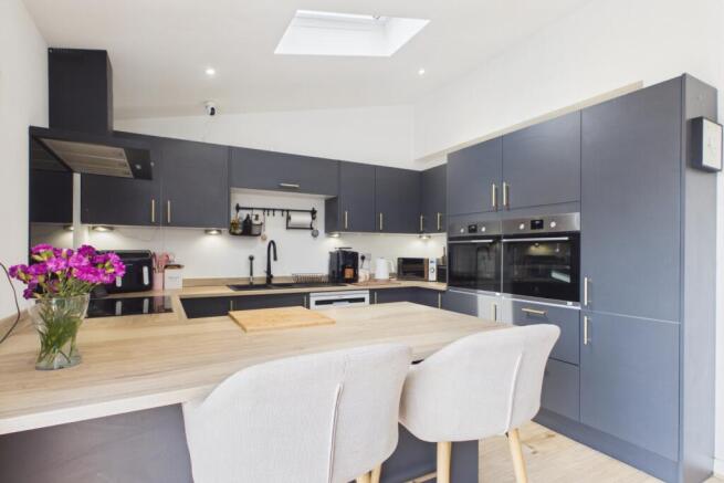 EweMove  - Spalding - Kitchen