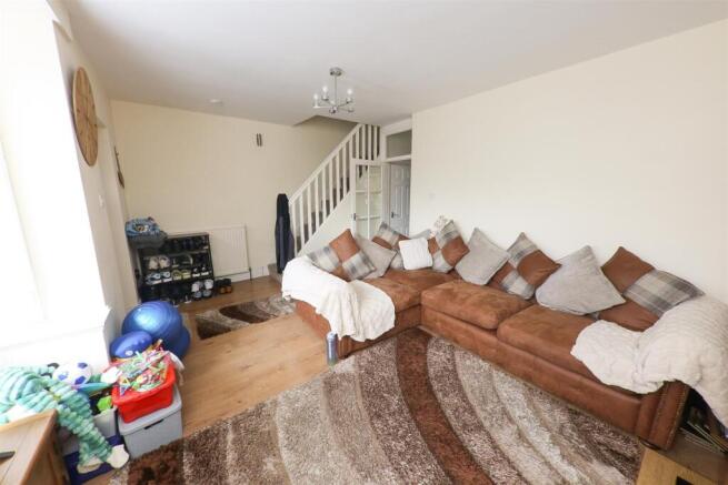 3 bed House for sale Image 4