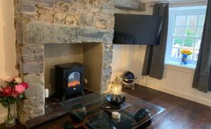 3 Flat 2, Ogwen Terrace, High Street, Bangor LL57 3AY