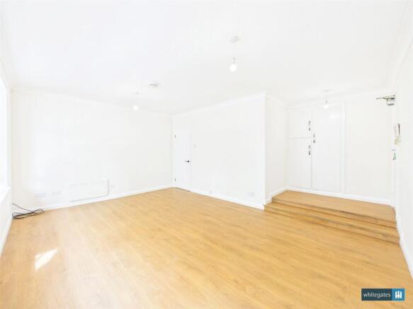 2 bed Apartment for sale Image 5