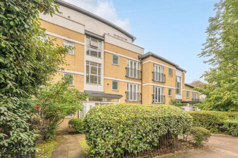 Poynders Road, Clapham Park, London, SW4