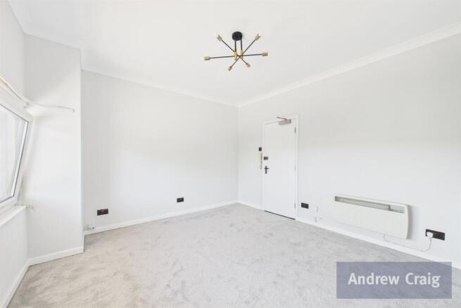 Lounge/Bedroom
