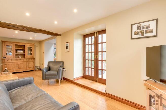 Further access to the patio of warmer evenings