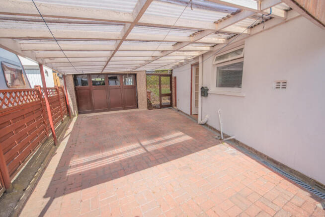 2 bed Semi-Detached for sale Image 10