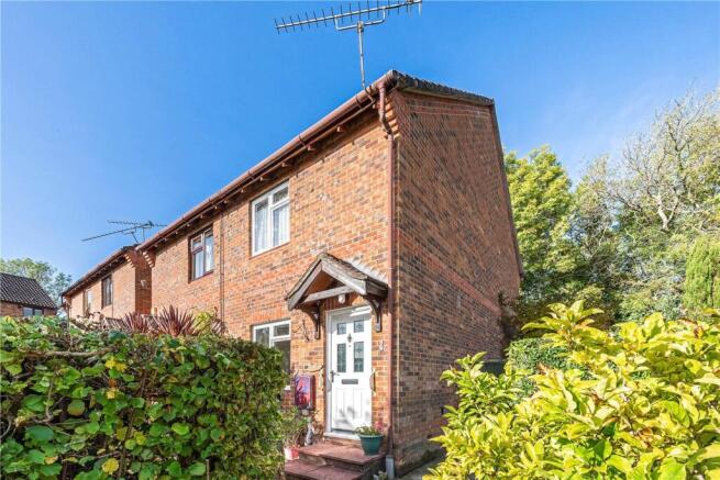 2-bed terraced on Ivy Close, Winchester, Hampshire, SO22, £295,000
