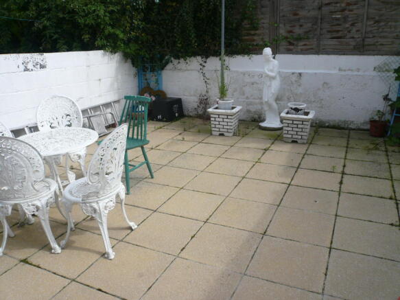Photo 8