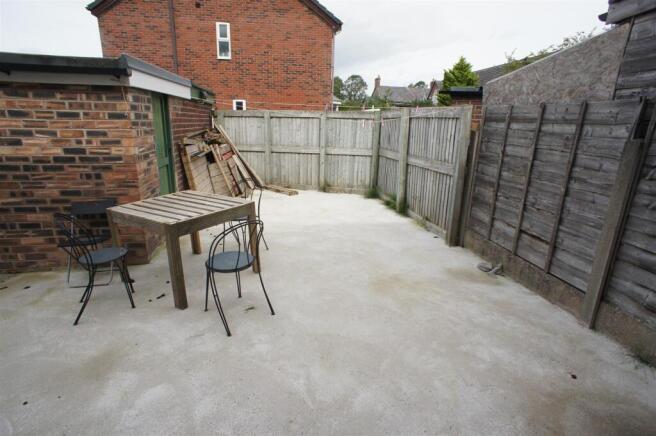 BACK YARD.JPG