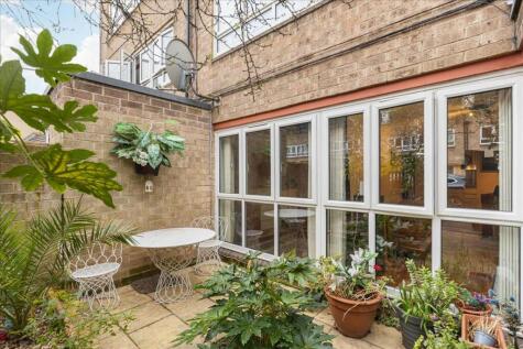 Sun Road, West Kensington, London, W14