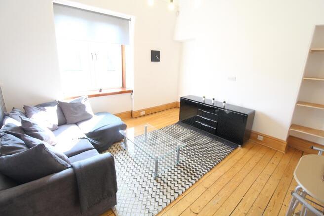 Lounge 3