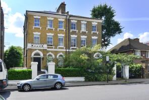 Flat 3, 10, Highbury Hill, London N5 1AL