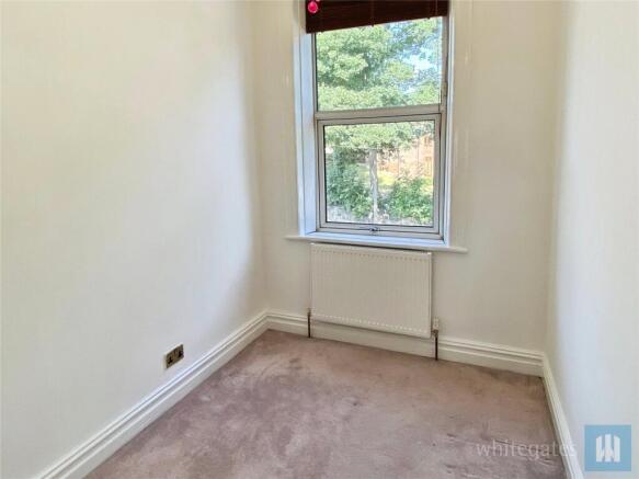 4 bed End of Terrace to rent Image 8