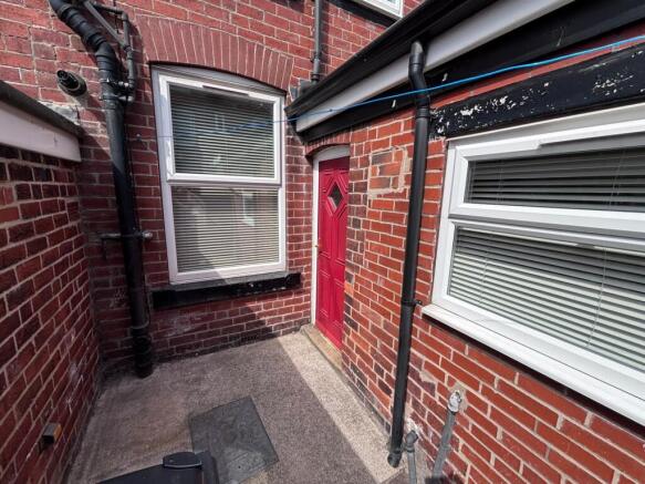 4 bed Terraced to rent Image 12
