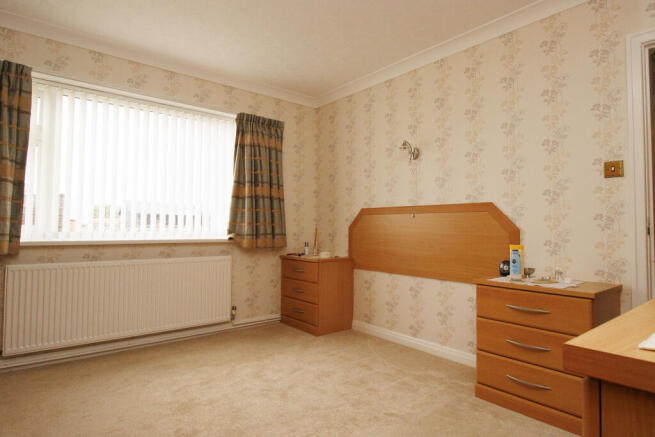 2 bed Detached Bungalow for sale Image 7