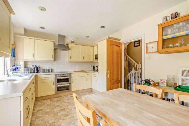 4 bed Terraced for sale Image 4
