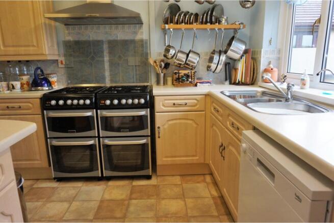 Kitchen / Breakfast