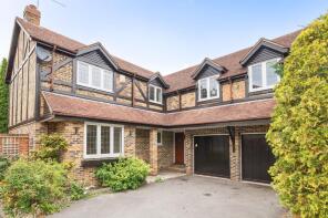 5, Shrublands Drive, Lightwater GU18 5QS