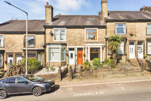89, Langroyd Road, Colne BB8 9EJ