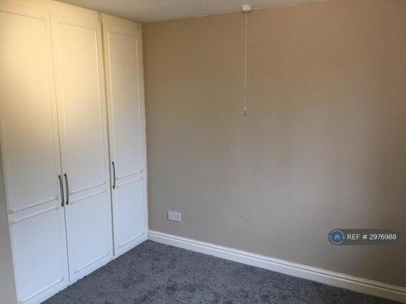 2 bed Flat to rent Image 6