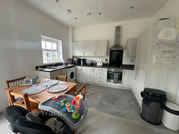 Kitchen Dining Area
