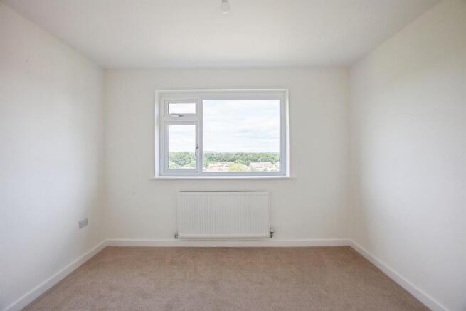 3 bed Semi-Detached for sale Image 12