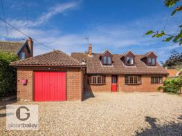 11, East Avenue, Brundall NR13 5PB