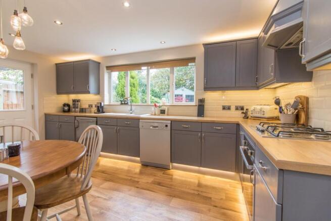 Kitchen/Breakfast