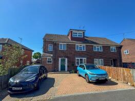 7, Willow Way, Bedford MK45 2SJ