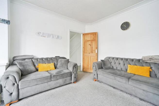 3 bed Semi-Detached for sale Image 7