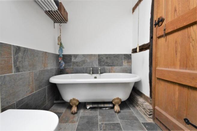 Bathroom 2 Hackmoor.JPG