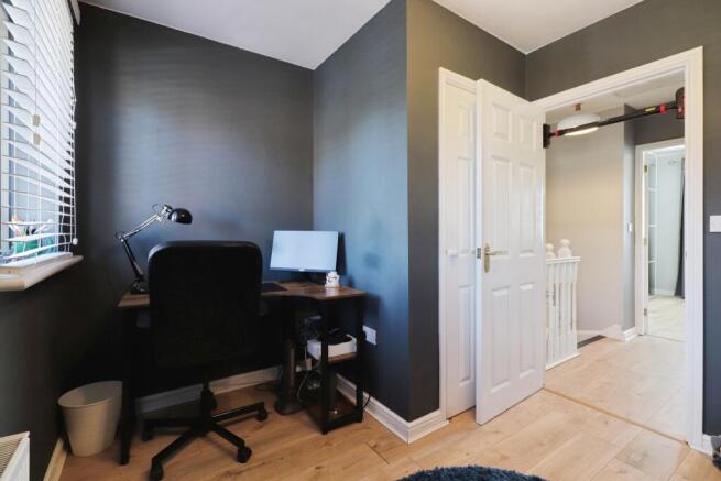 2 bed Terraced for sale Image 8