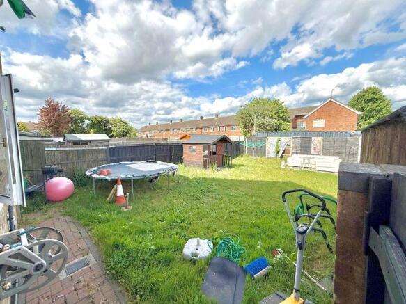 Kent Road, Houghton Regis  photo 4