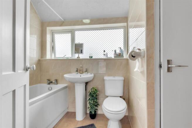 Bathroom.jpg