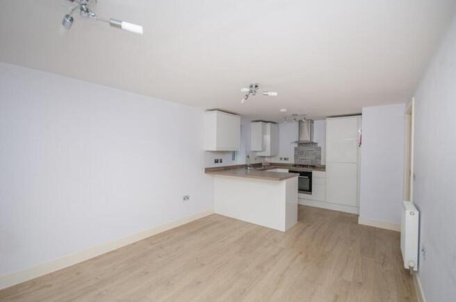 Living area pic 2.jpg