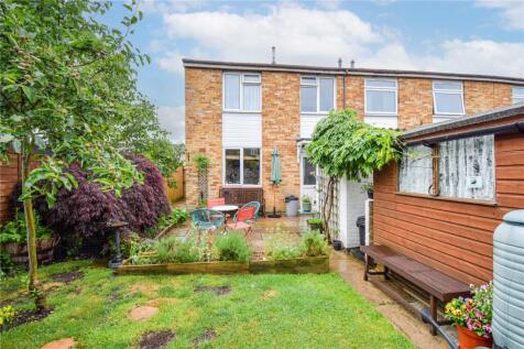 Nursteed Close, Devizes, Wiltshire, SN10