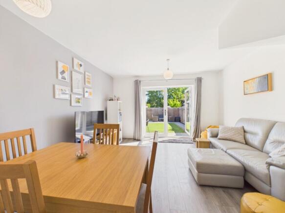 2 bed Semi-Detached for sale Image 5