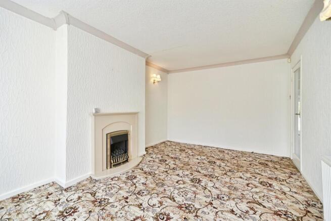 2 bed Semi-Detached Bungalow for sale Image 5