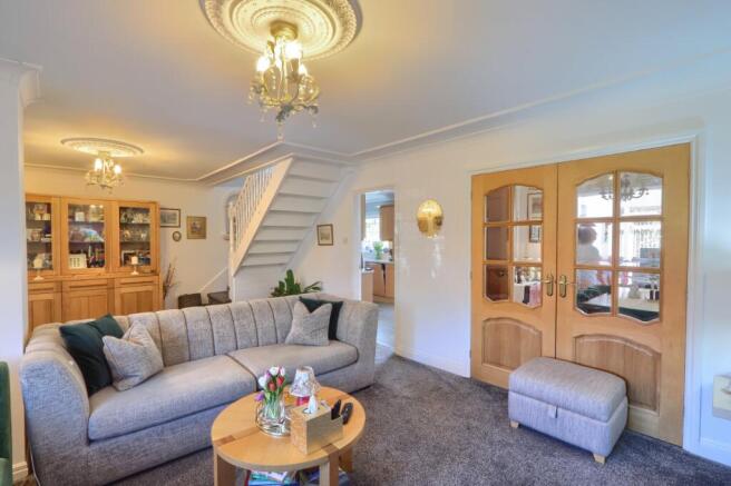 4 bed Detached for sale Image 5