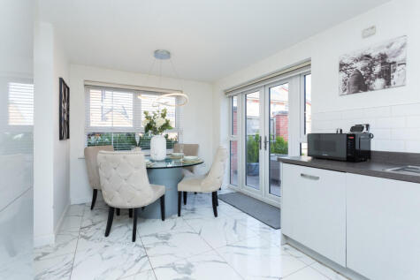 Clansman Road, Fulwood, PR2
