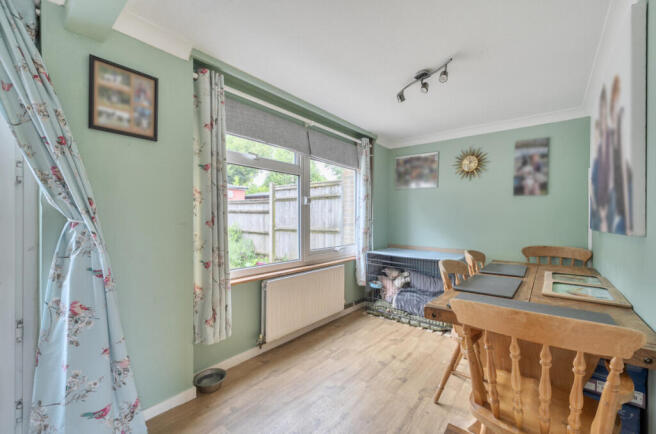 Spinney North, Pulborough, RH20 photo 4
